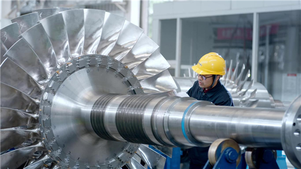 乘勢而上把握新時代追趕超越關(guān)鍵期——專訪全國人大代表、西安市市長李明遠(yuǎn)_fororder_圖片7