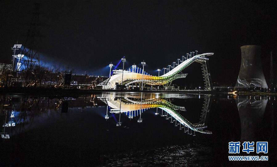 (新華全媒頭條·小康圓夢·圖文互動(dòng))(5)恢宏史詩耀千秋——寫在中國共產(chǎn)黨帶領(lǐng)中國人民全面建成小康社會之際