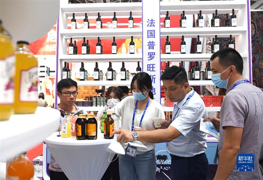 （新華全媒頭條·圖文互動(dòng)）（6）十八歲的見(jiàn)證——從東博會(huì)看中國(guó)—東盟合作之變