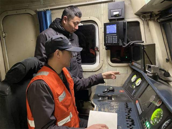 追夢——優(yōu)秀畢業(yè)生風采