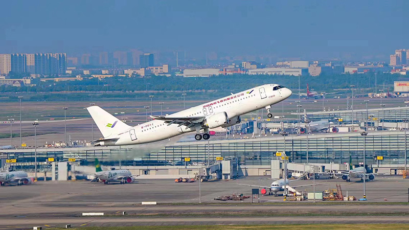 2022年5月14日，即將交付的首架C919大飛機(jī)首飛試驗(yàn)成功。
